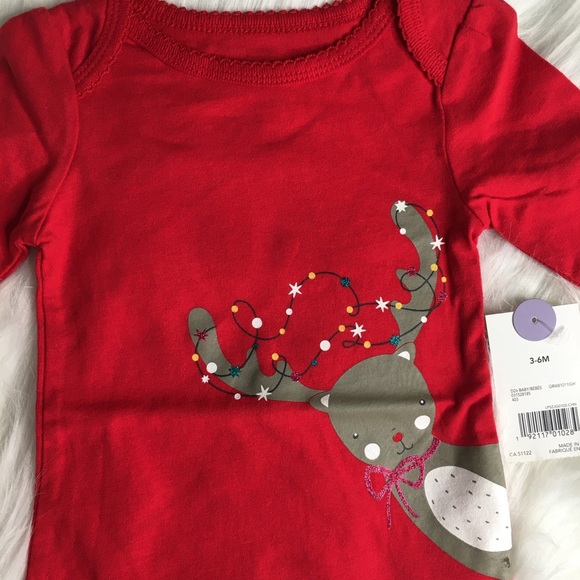 Reindeer NWT Long Sleeve Onesie - Picture 2 of 3